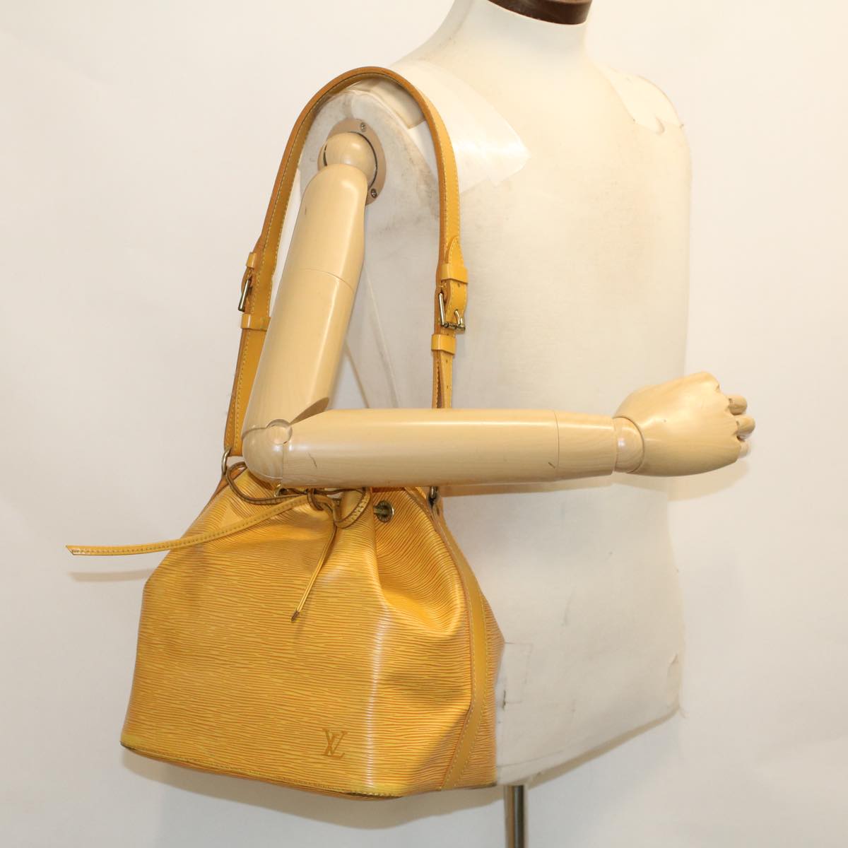 LO-LV bags 9414