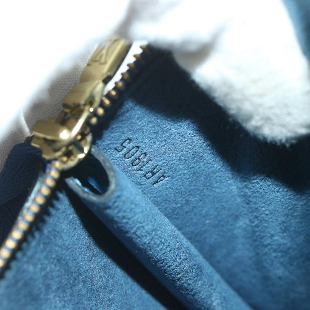 LO-LV bags 57