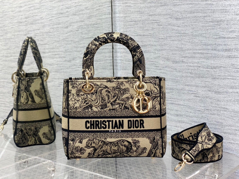 Lusso Official - DYOR BAGS - DESIGNER HANDBAGS  - 100
