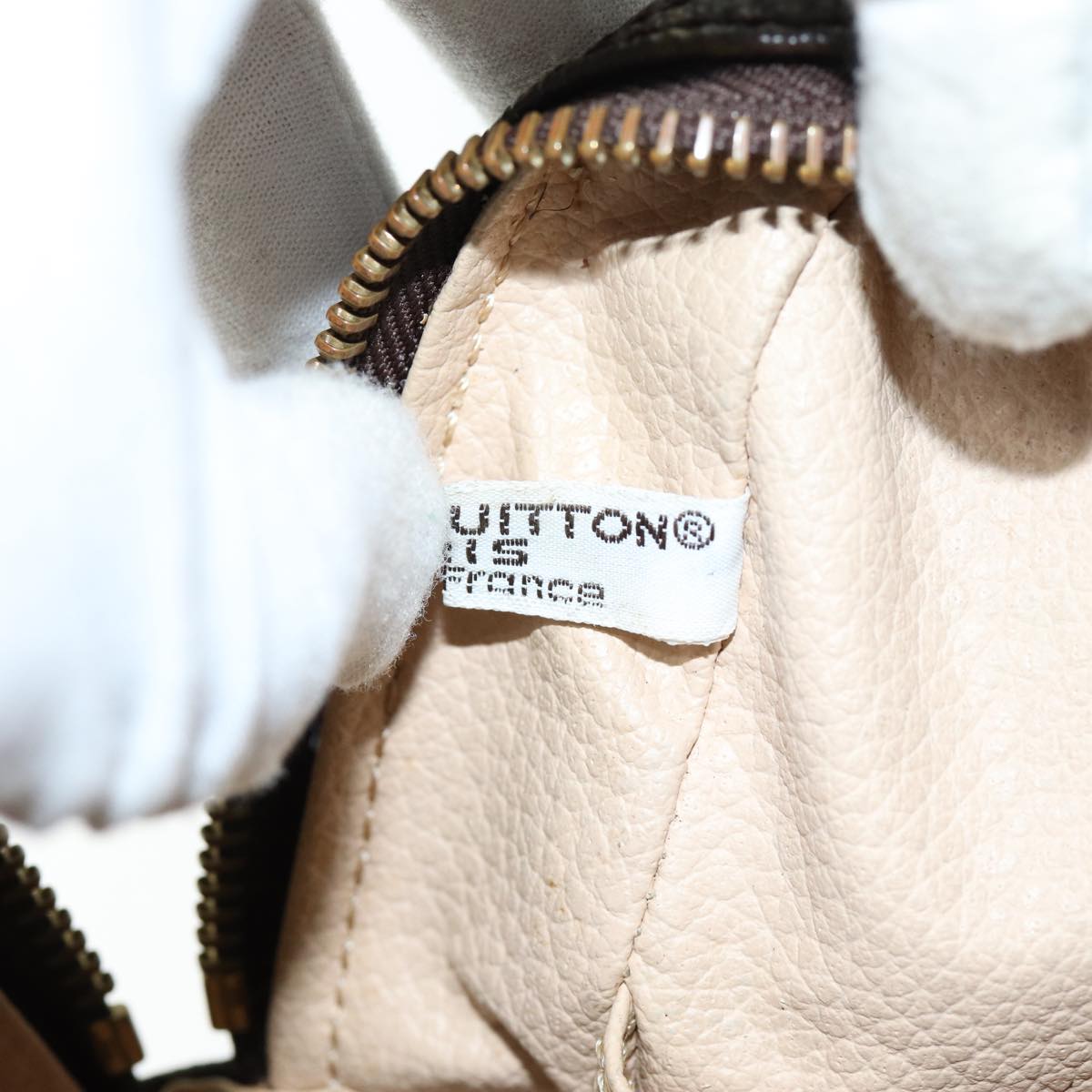 LO-LV bags 1210