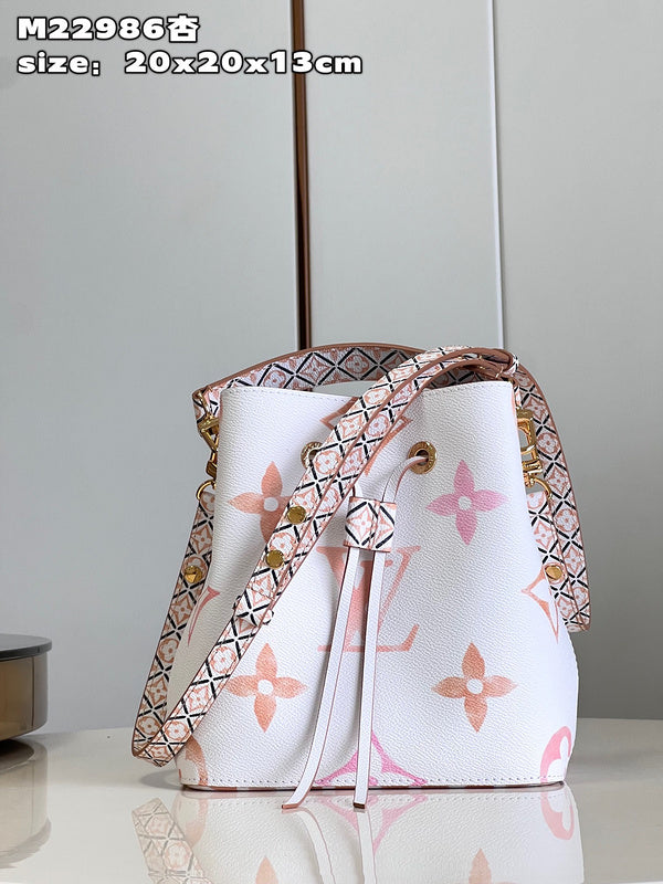 LO - LV Bags - 15155