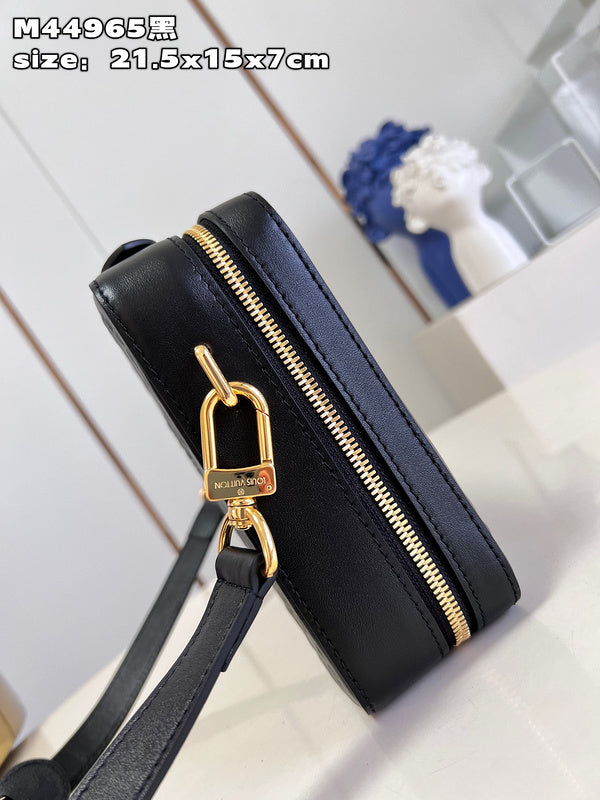 LO - LV Bags - 15476