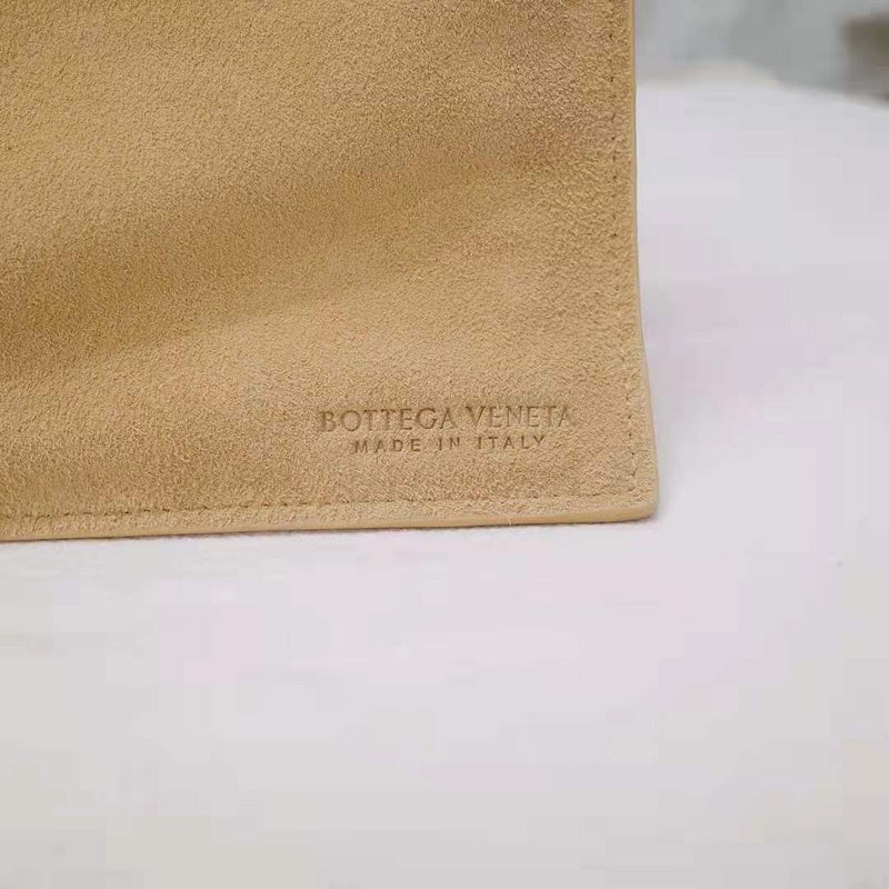 B-VENETA STYLISH HANBAGS FOR WOMEN - 030