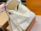 LO - LV Bags - 15009