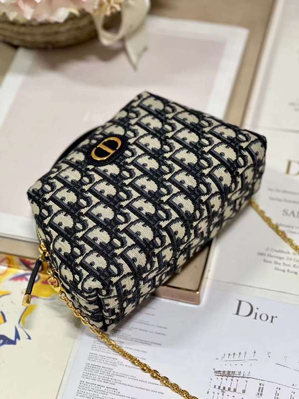 LO - DYOR   BAGS FOR WOMEN - FASHION LUXURY BAGS 019