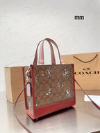 LO - CCH Bags - 352