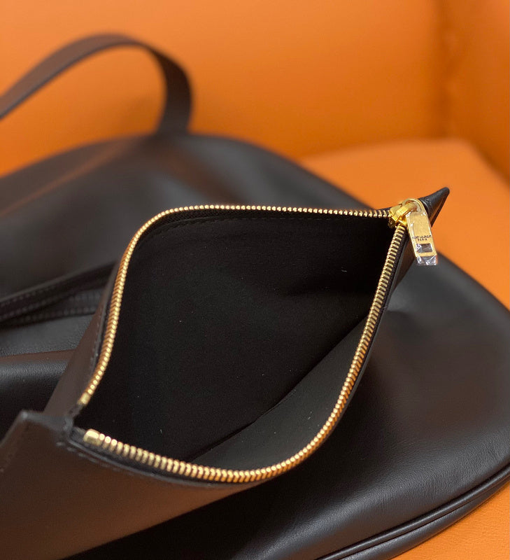 BB - YSL Bag - 2053