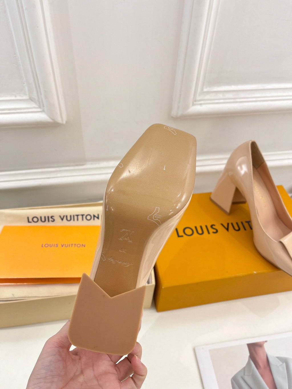 LO-LV bags 3400