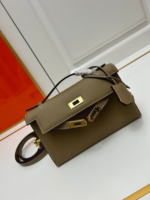 Lusso Official -  HERMS BAGS FOR WOMEN - 041