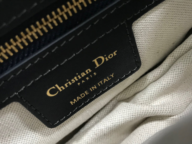 LO - DYOR   BAGS FOR WOMEN - FASHION LUXURY BAGS 120
