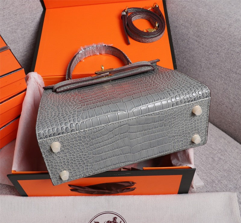 LO - HMS Luxury Bags - 754