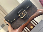LO - CCH Bags - 321
