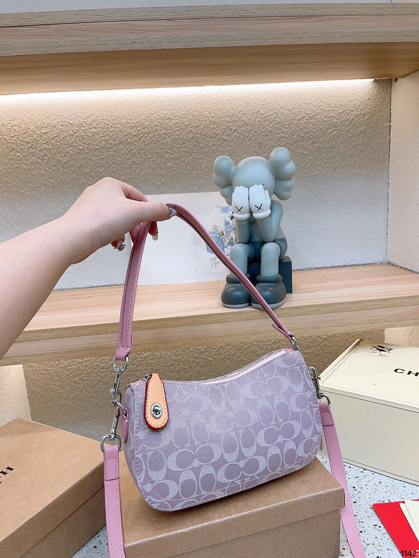 LO - CCH Bags - 029