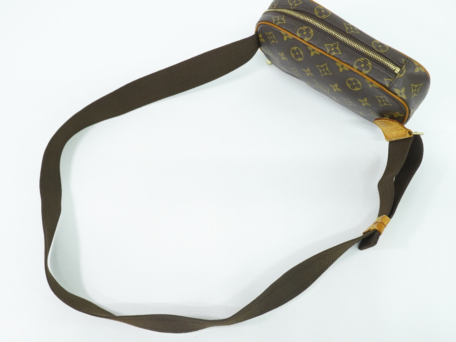 LO-LV bags 1122