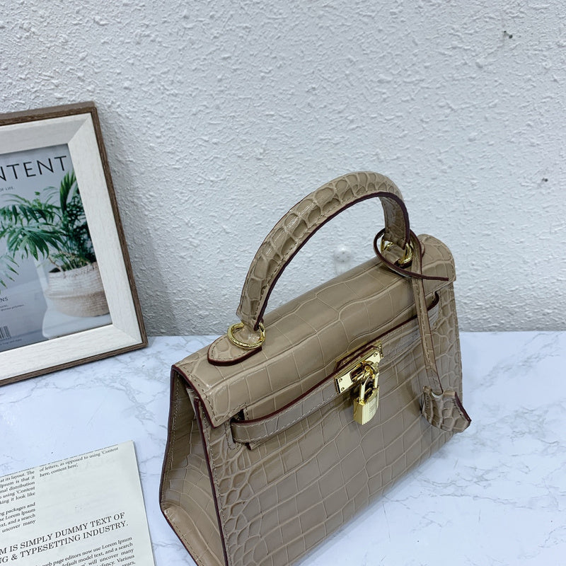 LO - HRMS LUXURY BAGS - 471