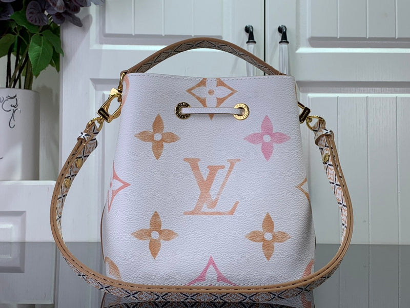 LO - LV Bags - 15239