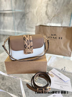 LO - CCH Bags - 393