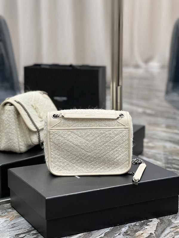 BB - YSL Bag - 4221