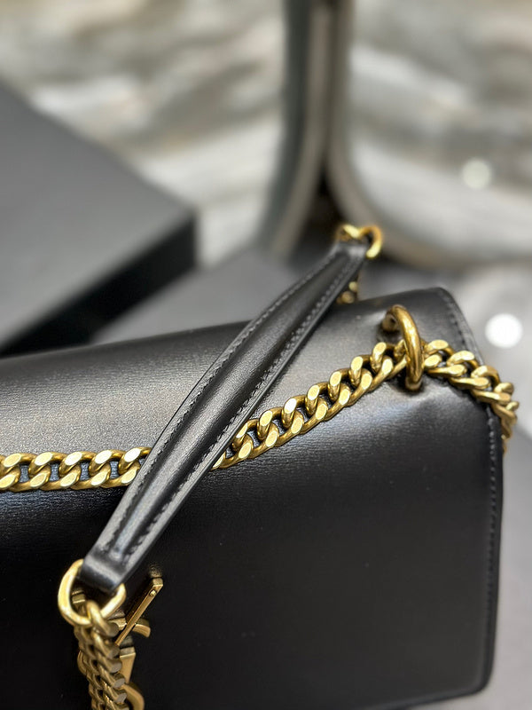BB - YSL Bag - 3945