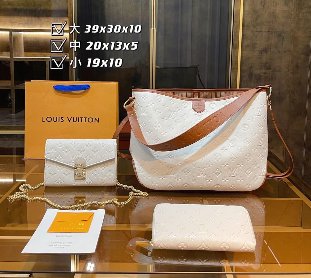 LO-LV bags 2097