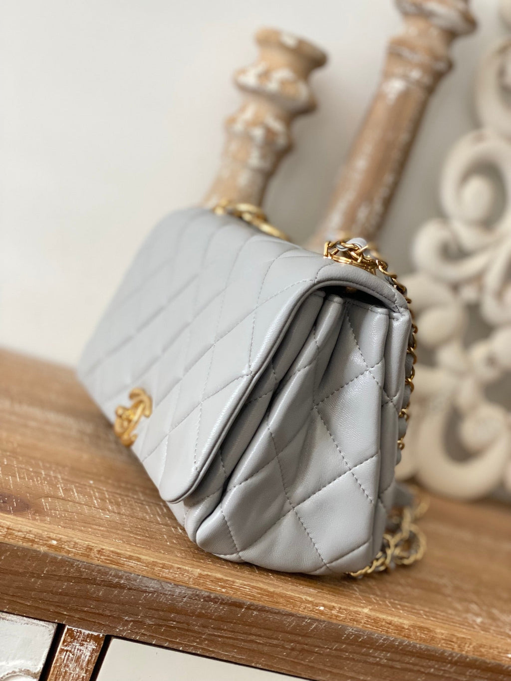 CHL - Large Flap Grey Bag For Women 23LO/9in