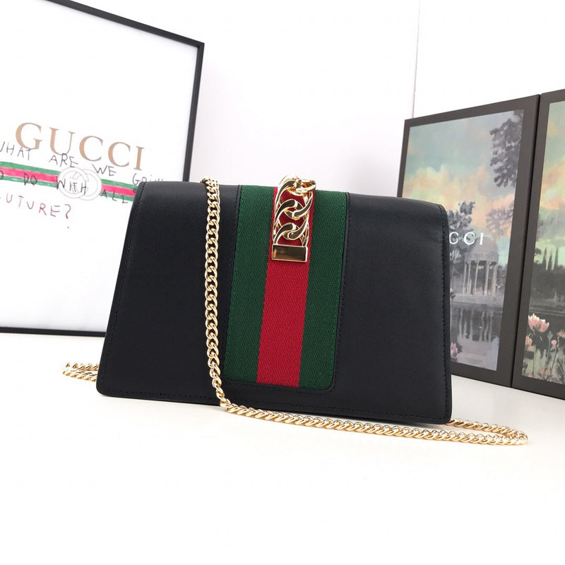 LO - GCC Bags - 2593