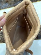 B-VENETA STYLISH HANBAGS FOR WOMEN - 162