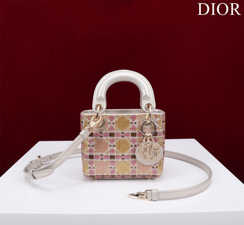Lusso Official - DYOR BAGS - DESIGNER HANDBAGS  - 1698