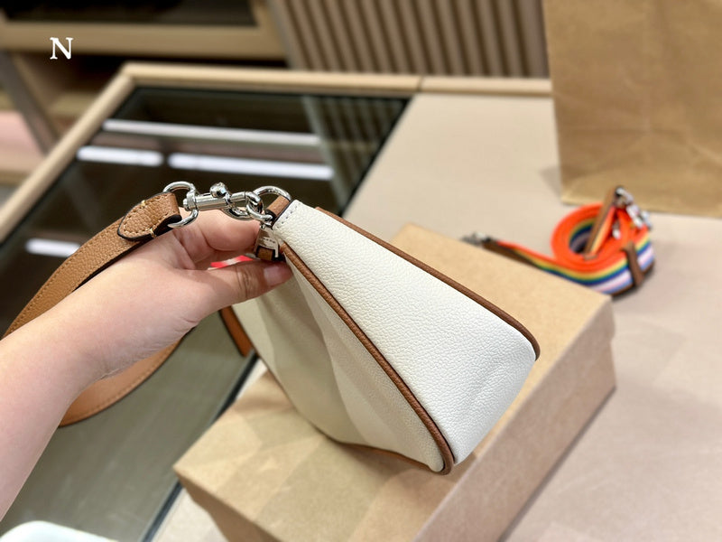 LO - CCH Bags - 073
