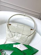 B-VENETA STYLISH HANBAGS FOR WOMEN - 061