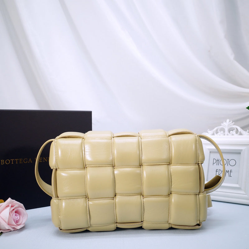 B-VENETA STYLISH HANBAGS FOR WOMEN - 189
