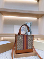 LO - CCH Bags - 026