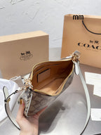 LO - CCH Bags - 197