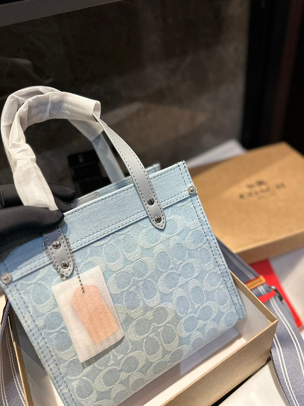 LO - CCH Bags - 060