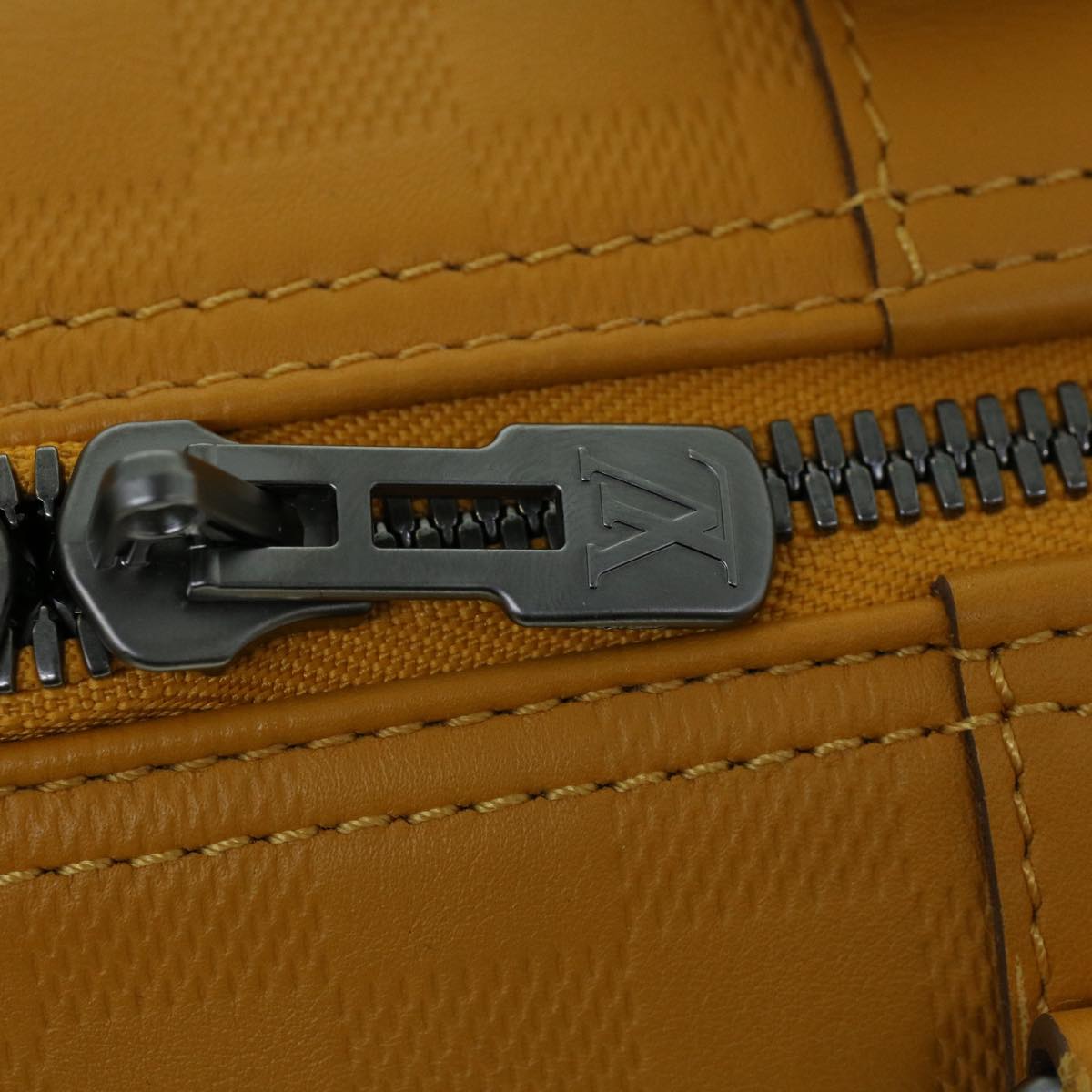 LO-LV bags 1688