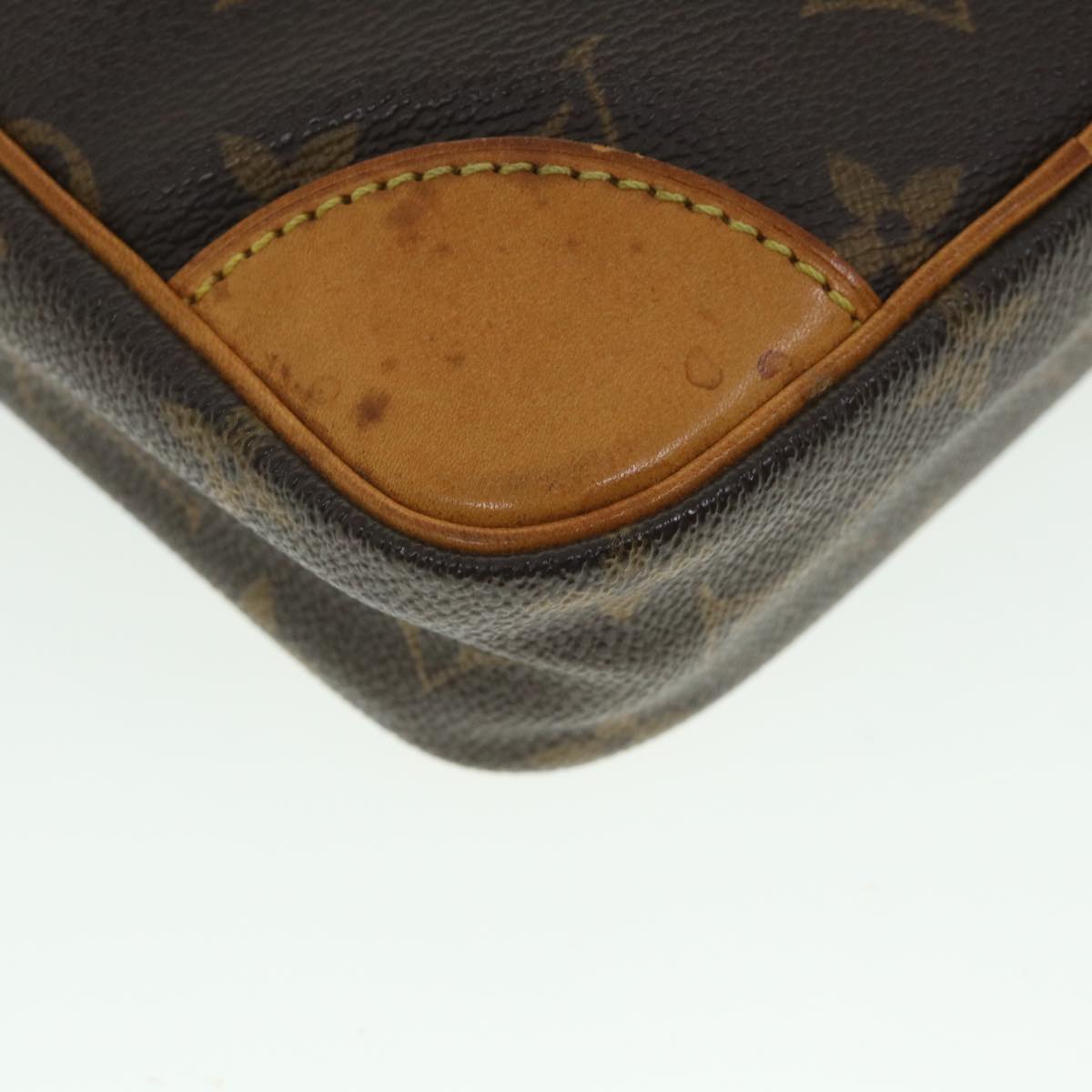 LO-LV bags 6474