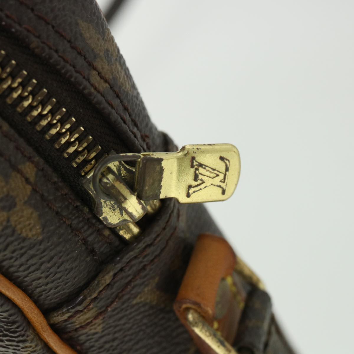 LO-LV bags 6474