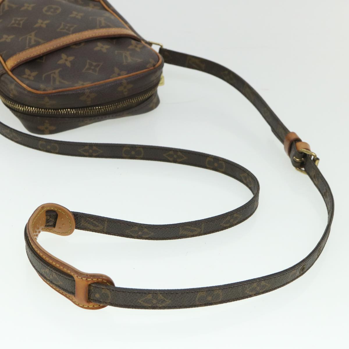 LO-LV bags 6474