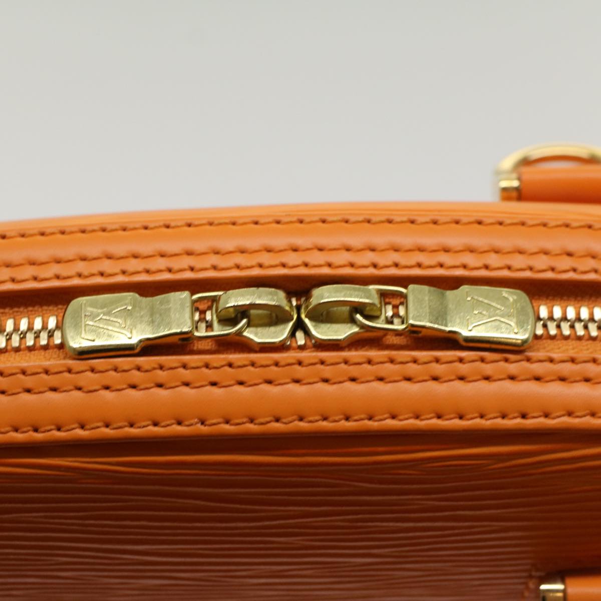 LO-LV bags 2526