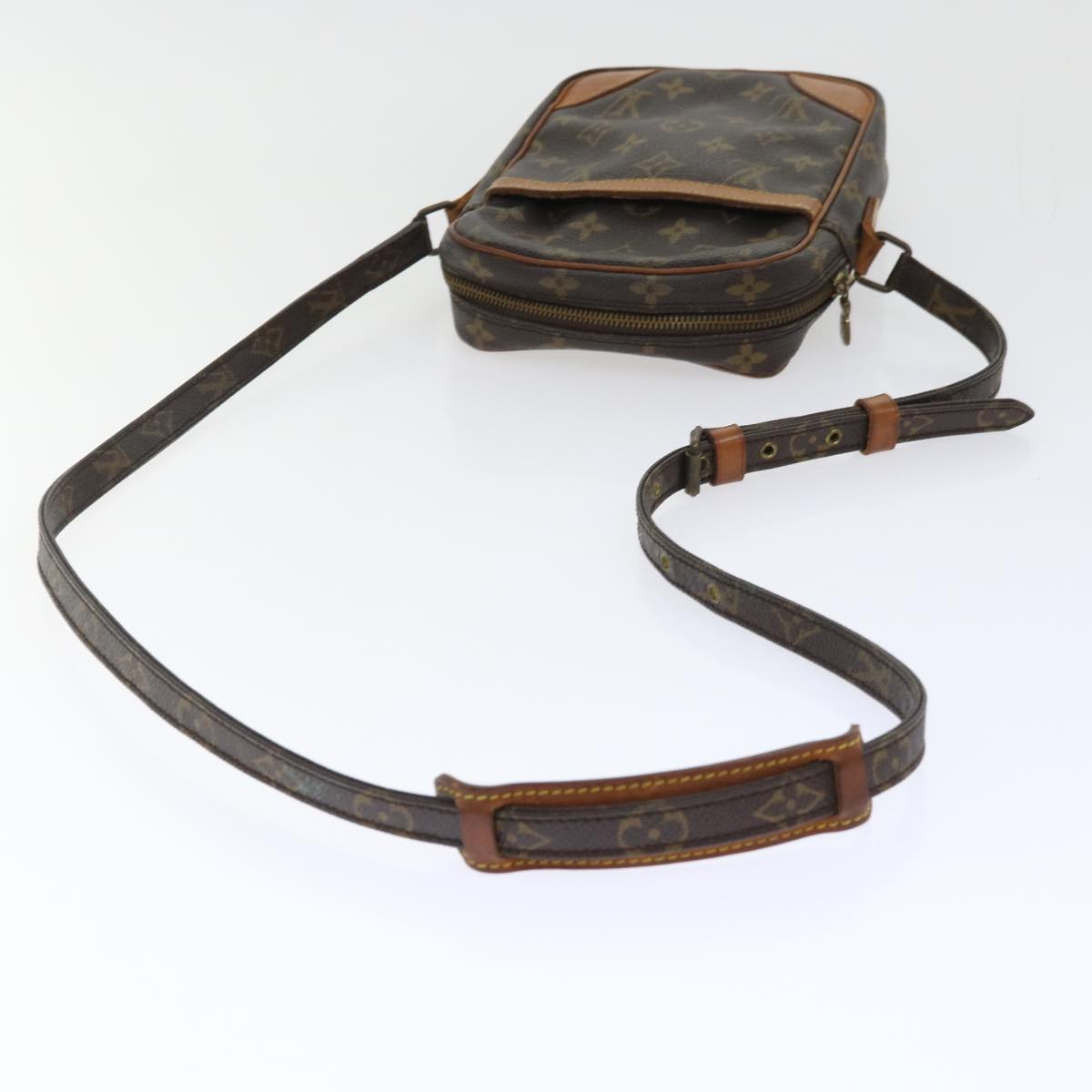 LO-LV bags 6432