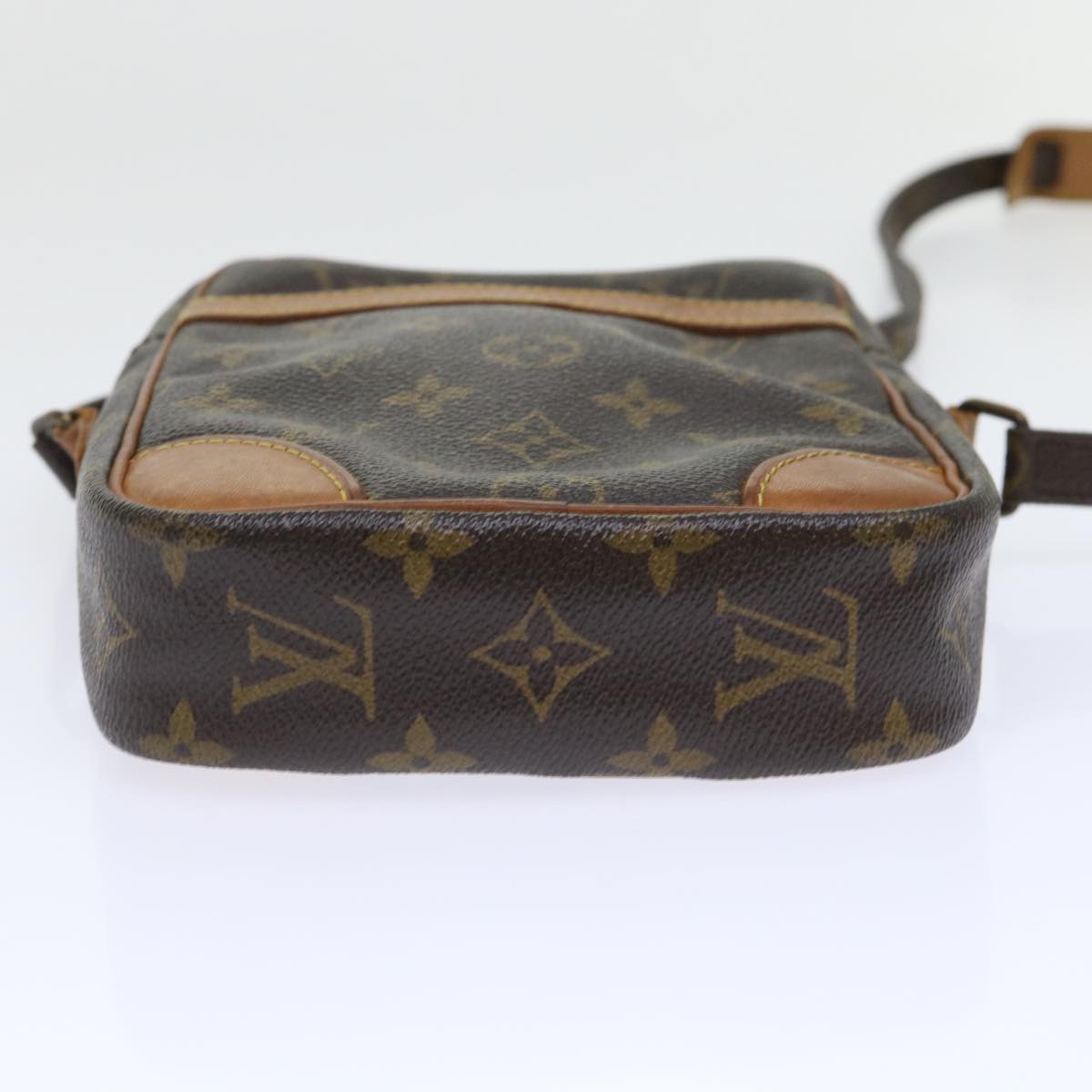 LO-LV bags 6432