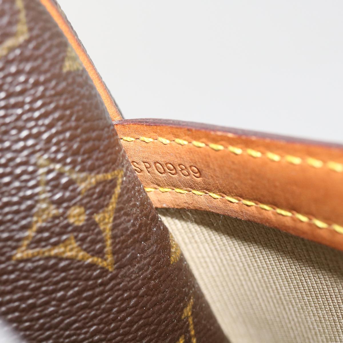 LO-LV bags 6458