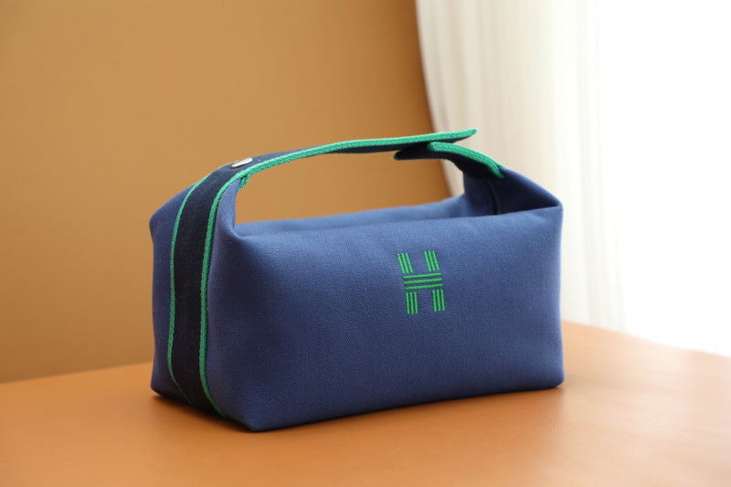 LO - HMS Luxury Bags - 998
