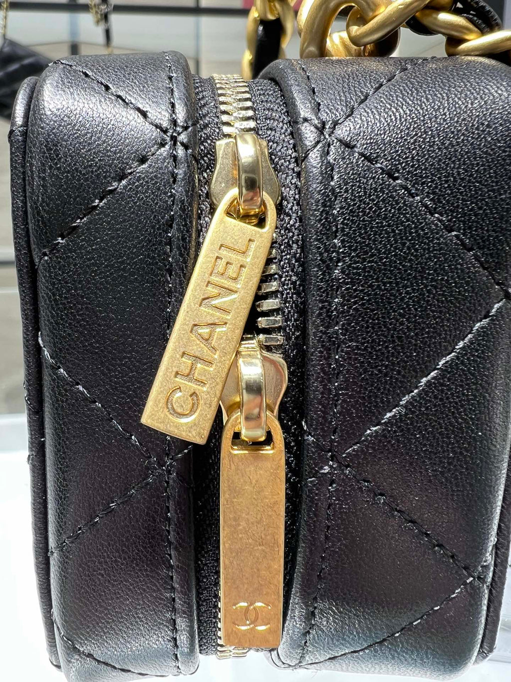 CHL - Vanity With Chain Black Bag For Women 9LO/3.5in AP2920 B08811 94305