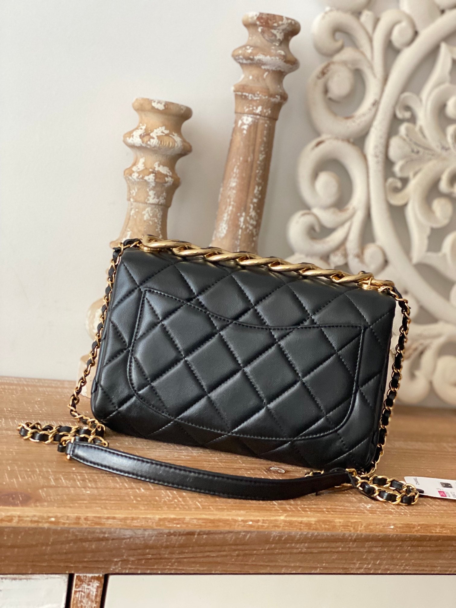 CHL - Large Flap Black Bag For Women 23LO/9in