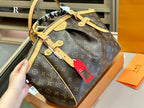 LO - LV Bags - 15011
