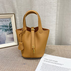 LO - HMS Luxury Bags - 737