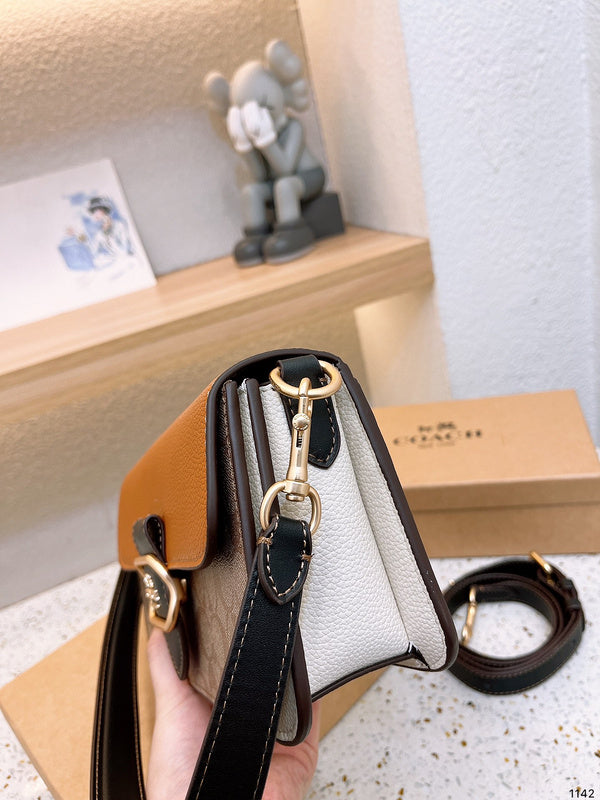 LO - CCH Bags - 310