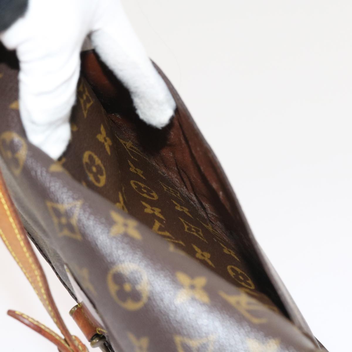 LO-LV bags 6475