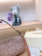 LO - CCH Bags - 024